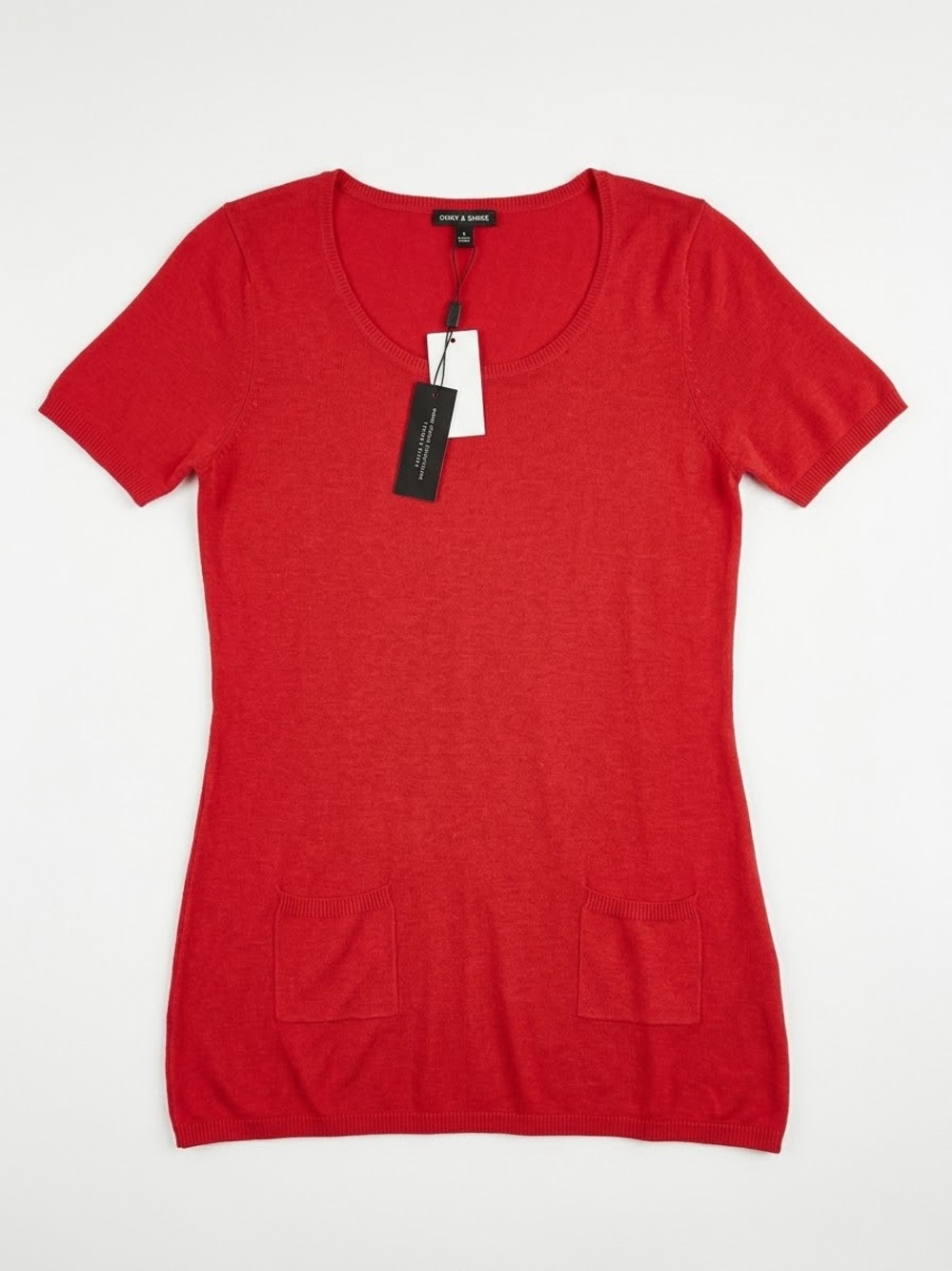 Cable & Gauge Red Short Sleeve Scoop Neck Tunic